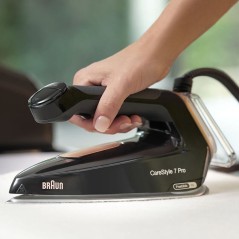 Braun CareStyle 7 Pro IS 7286 BK Steam Iron 2700W - Elegant Black & Gold Design for Effortless Ironing!